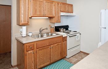 Dominium-Somerset Properties-Kitchen